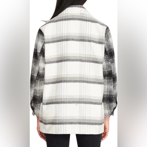 BB Dakota by Steve Madden
Plaid Shacket - Picture 4 of 6